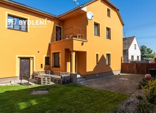 Dvougenerační dům, 9. května, Sulejovice