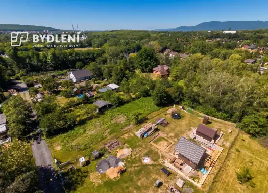 Pozemek 622 m², Novosedlice