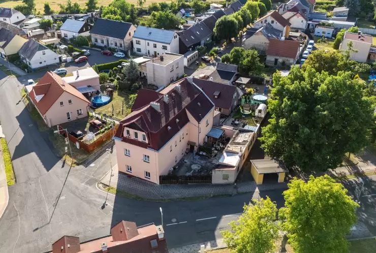 bytový dům s pozemkem