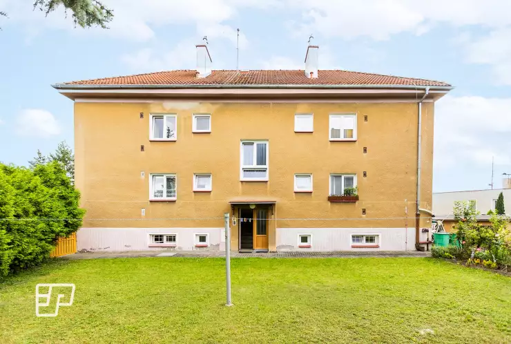 Pohled na dům ze zahrady