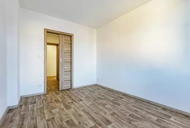 Pokoj s posvunými dveřmi