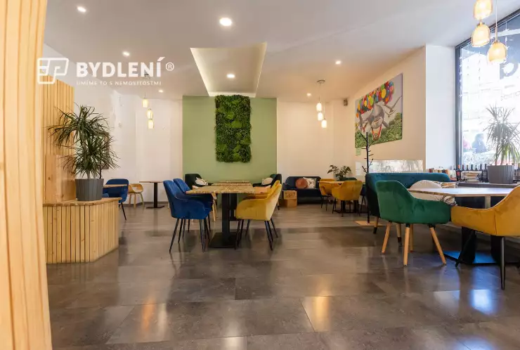 vnitřní prostory kavárny
