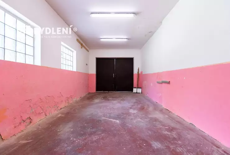 Garáž