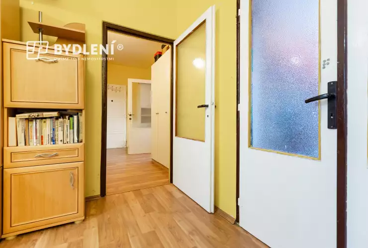 pohled z obývacího pokoje