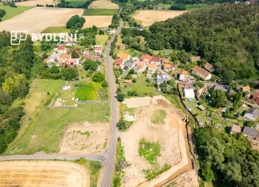 Pozemek 1596 m², Mošnov