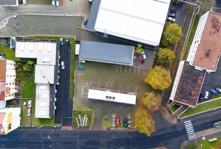 pohled na pozemek zeshora