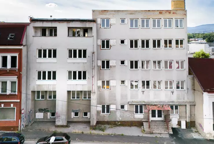 Činžovní dům v Teplicích se 17 byty