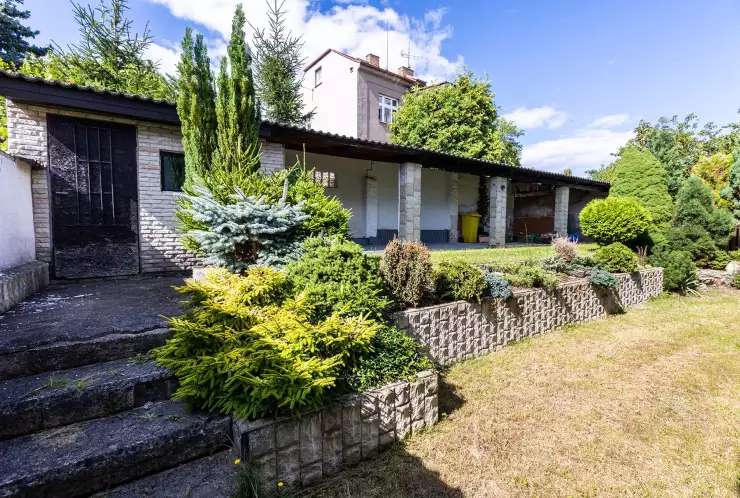 přístřešek pro zahradní vybavení