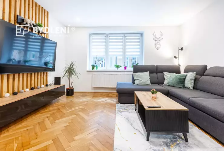 Byt 2+1, Cajthamlova, Teplice