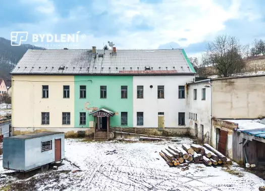 Komerční prostory, Leština, Malé Březno