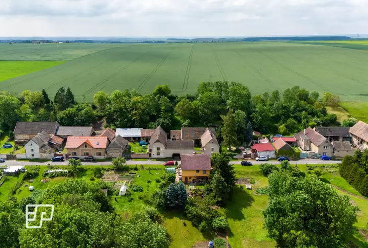 Bývalý statek 3+1, Ječovice