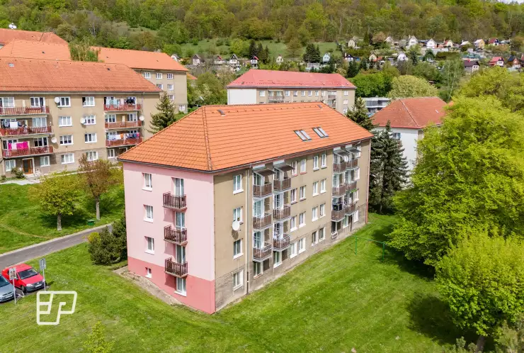 Pohled na dům v Meziboří