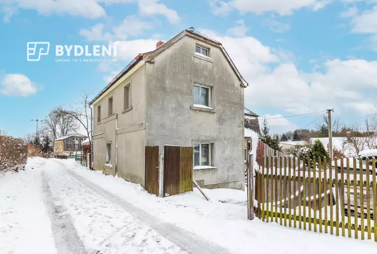 Rodinný dům 7+1, pozemek 513m²  Císařský, Šluknov